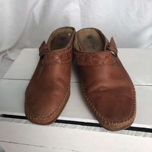 Natural leather mules sz 8.5